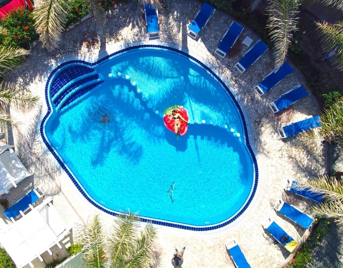 Hotel Resort Rocca Di Vadaro Capo Vaticano Extérieur photo