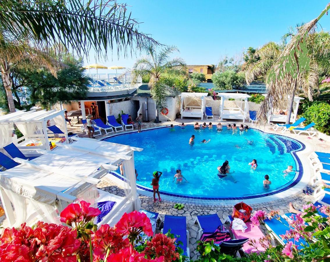 Hotel Resort Rocca Di Vadaro Capo Vaticano Extérieur photo